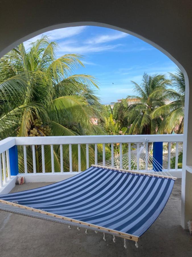 Jaguar Morning Star Hotel Caye Caulker Exterior photo