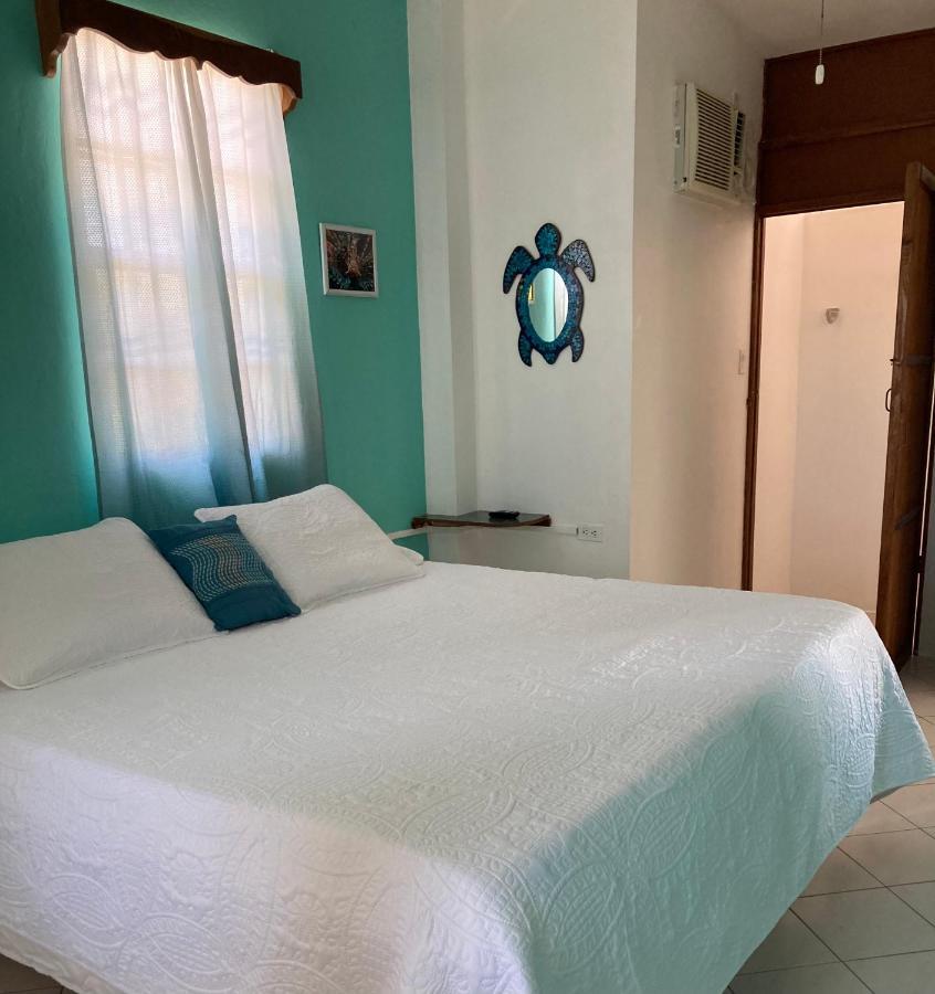 Jaguar Morning Star Hotel Caye Caulker Exterior photo